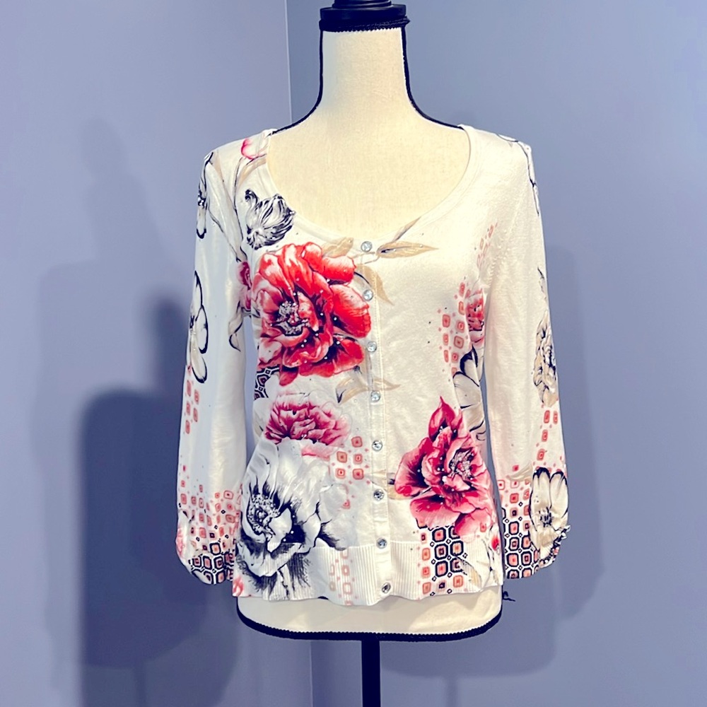 White House Black Market Cardigan Rhinestone Snap Closure Black Pink Flowers